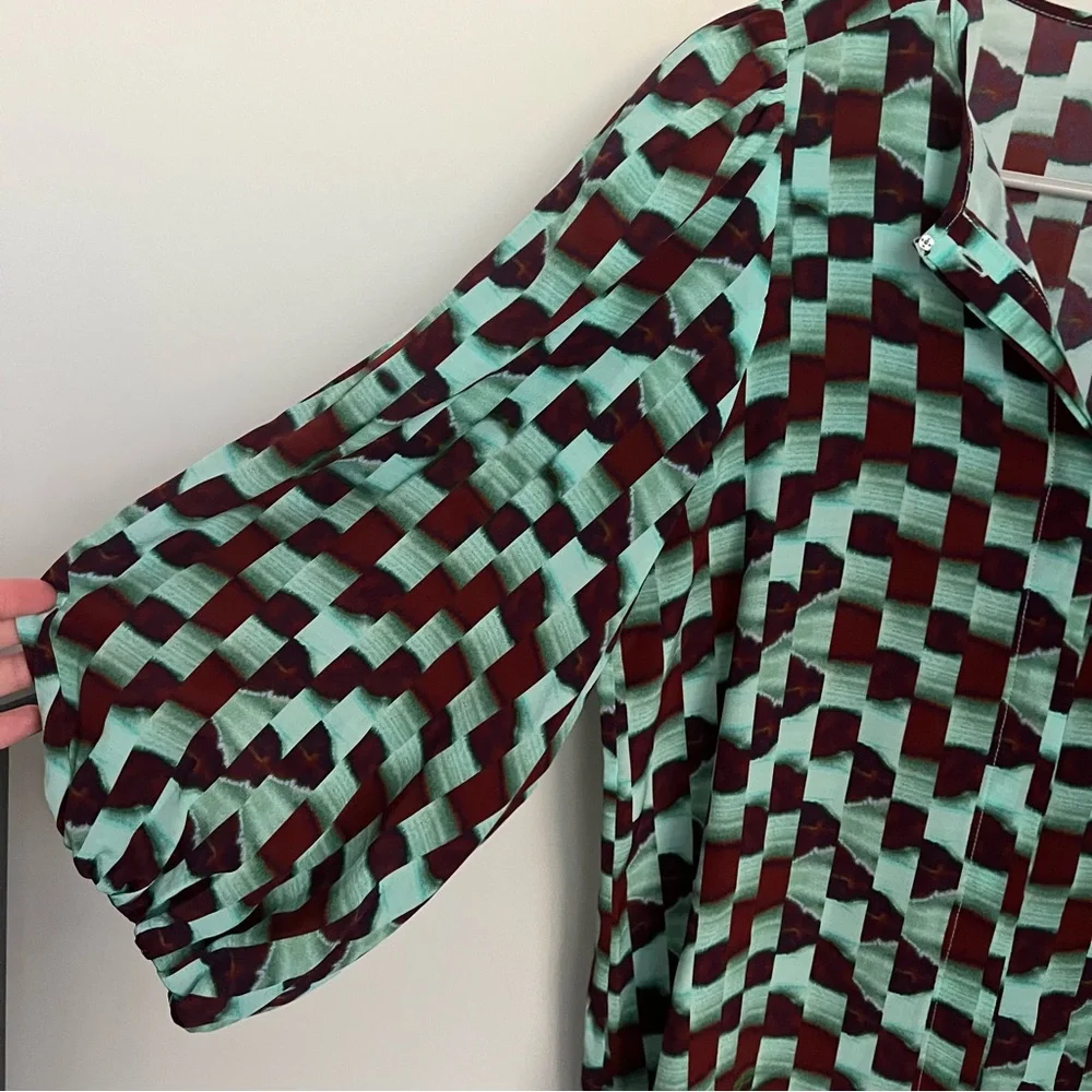 Hunter Bell Subway Tile Finley Blouse Multi Print Women's Top Size XS - Picture 8 of 9